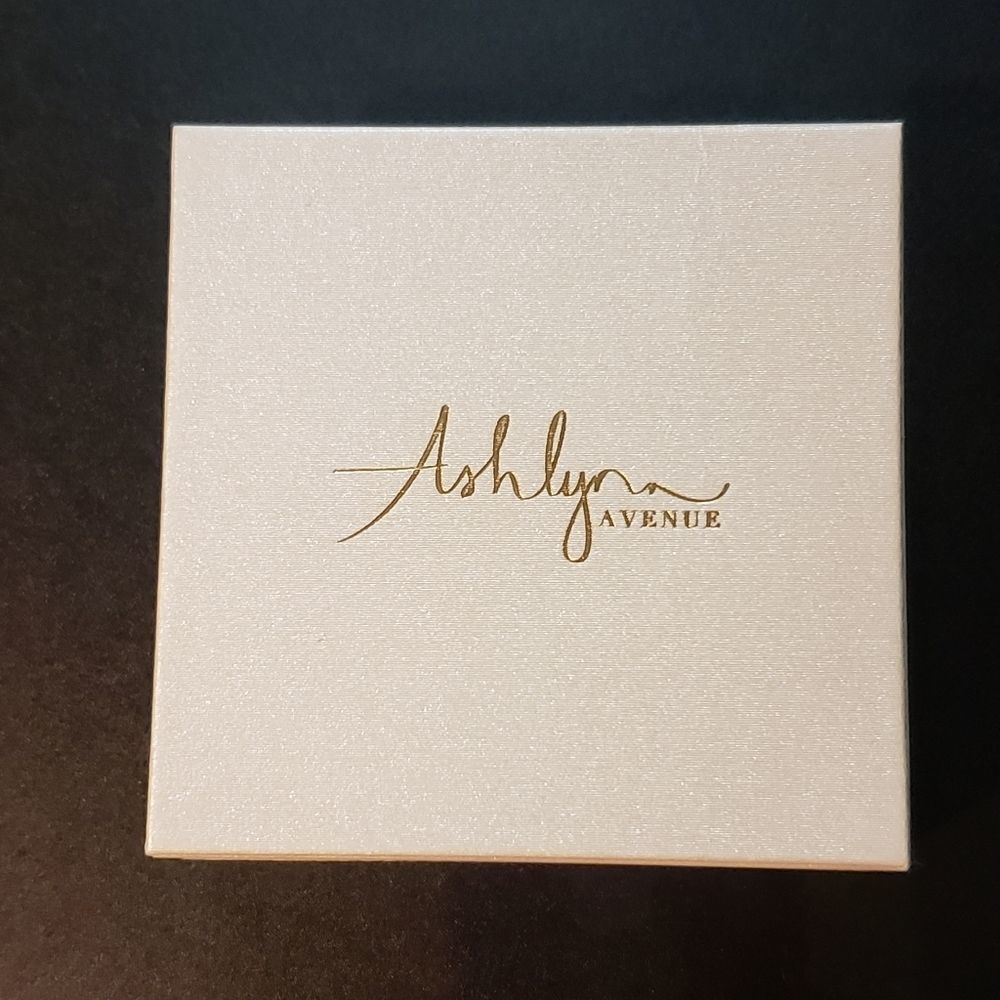 Ashlyn Avenue yellow gold 18k plated size 8 - Picture 4 of 8